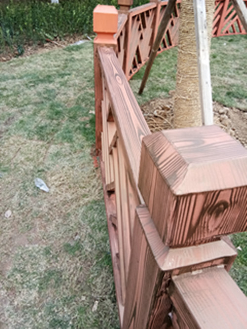 吉安钢结构护栏仿木纹项目