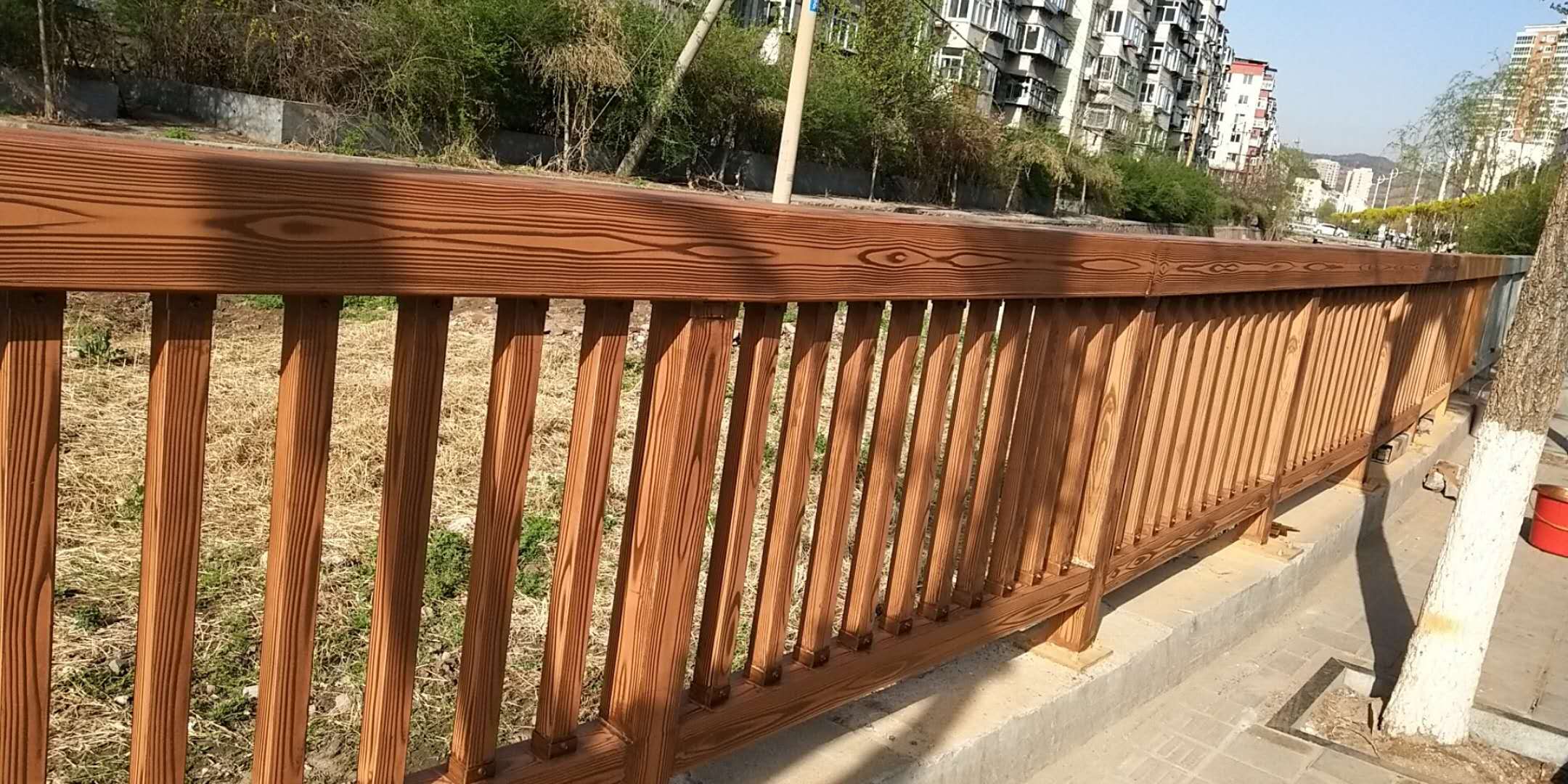 吉安河北承德护栏仿木纹漆项目